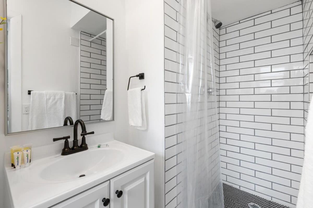 Charming 2 Bedroom Apartment In Victoria Park ฟอร์ต ลอเดอร์เดล ภายนอก รูปภาพ